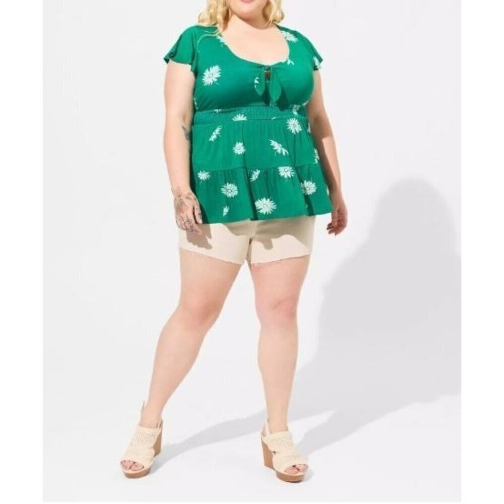 Torrid Top Womens 2X Green Floral Super Soft Knit Tie Front Keyhole Babydoll
